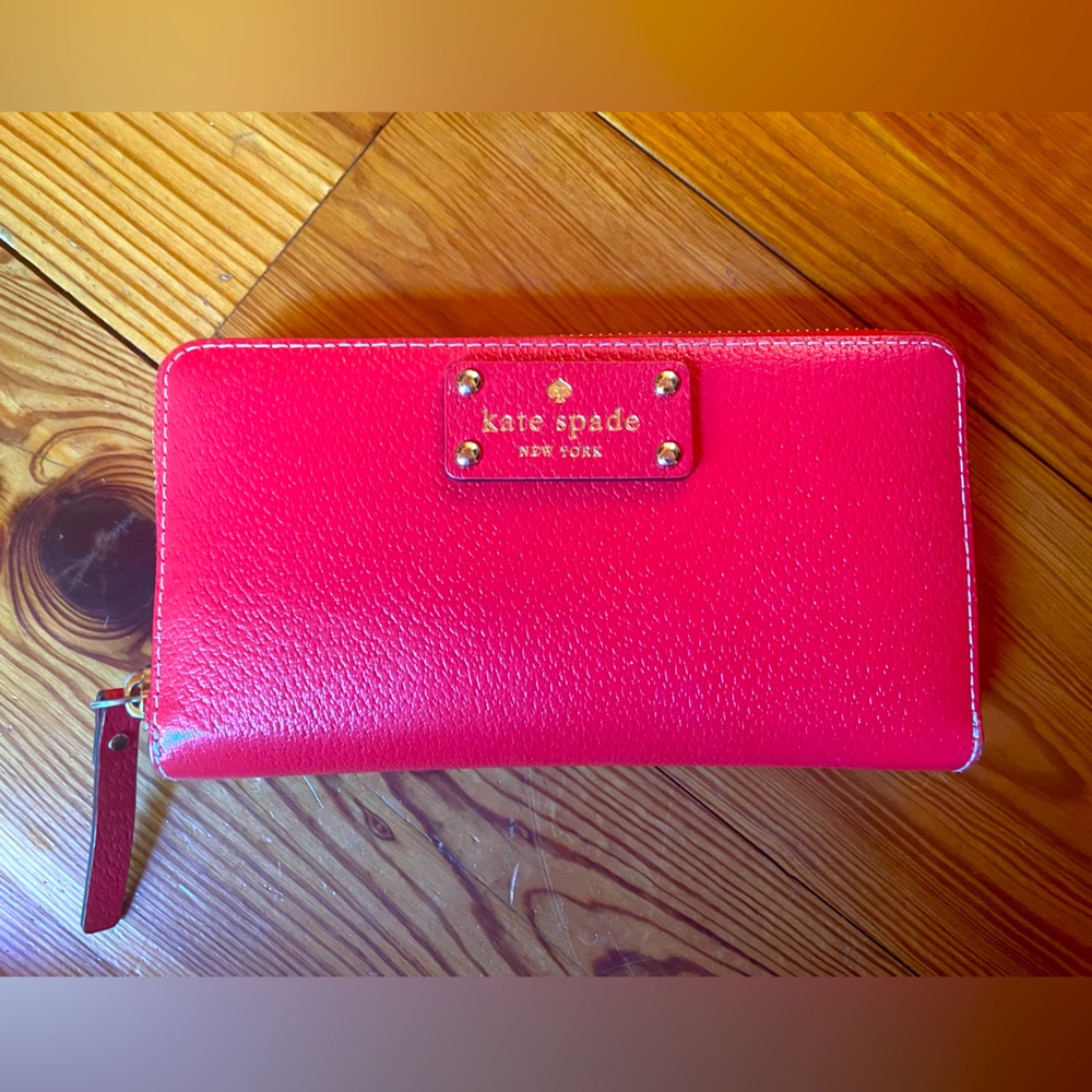 Red leather Kate Spade wallet (matches tote in previous listing)